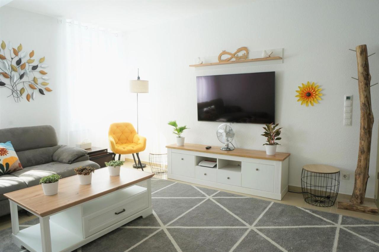 Mein Apartment Flowers Mit Kamin, Bis 10 Personen Frankenthal  Exterior photo